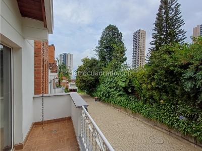 Casa de 4 alcobas en venta en El Poblado, Medellín, 193 m² · foto 20 de 20