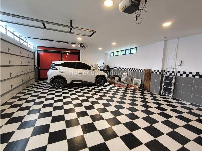 Casa de 5 alcobas en venta en El Escobero, Envigado, 600 m² · foto 16 de 20