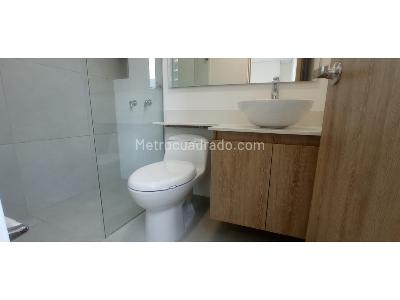 Apartamento de 3 alcobas en venta en San Jose, Sabaneta, 78 m² · foto 11 de 20