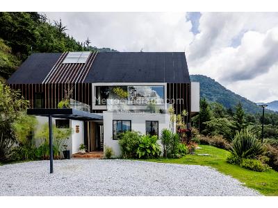Casa de 5 alcobas en venta en Alto De Las Palmas, Envigado, 340 m² · foto 2 de 20