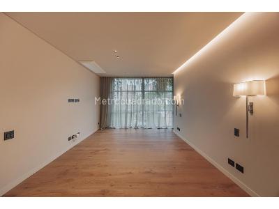 Apartamento de 4 alcobas en venta en El Poblado, Medellín, 306 m² · foto 3 de 20