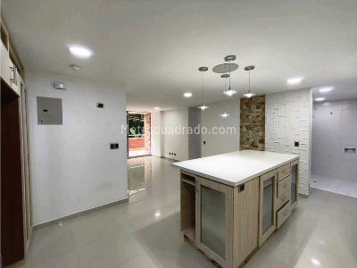 Apartamento en venta en Envigado, Envigado · foto 2 de 11