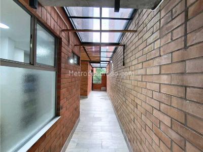 Apartamento en venta en Envigado, Envigado · foto 5 de 11