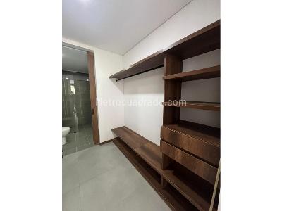 Apartamento de 3 alcobas en venta en El Poblado, Medellín, 128 m² · foto 4 de 8