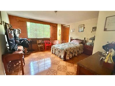 Casa en venta en Loma Del Chocho, Envigado · foto 10 de 18