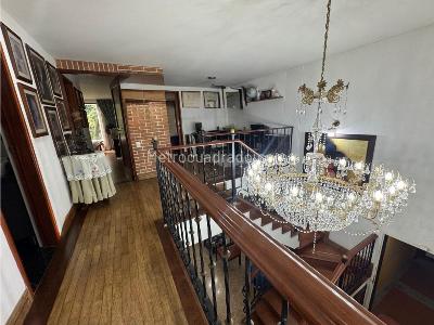 Casa de 4 alcobas en venta en Zuñiga Parte Alta, Envigado, 191 m² · foto 12 de 20