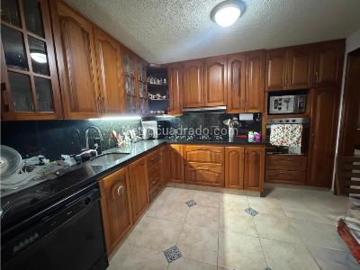 Casa de 4 alcobas en venta en Zuñiga Parte Alta, Envigado, 191 m² · foto 5 de 20