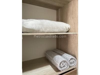 Apartamento de 2 alcobas en venta en El Poblado, Medellín, 78 m² · foto 7 de 20