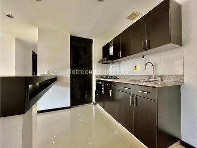 Apartamento de 3 alcobas en venta en Las Lomitas, Sabaneta, 84 m² · foto 20 de 20