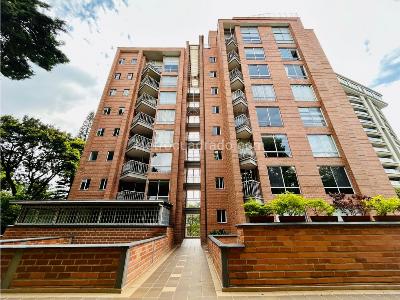 Apartamento de 3 alcobas en venta en Loma De Los Balsos, Medellín, 130 m² · foto 18 de 18