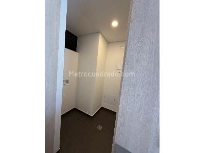 Apartamento de 2 alcobas en venta en El Poblado, Medellín, 108 m² · foto 8 de 20