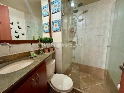 Apartamento de 4 alcobas en venta en El Poblado, Medellín, 123 m² · foto 15 de 20