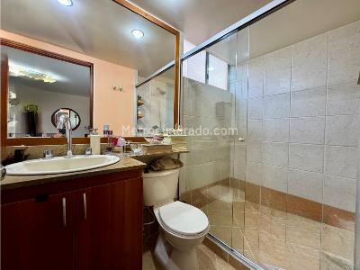 Apartamento de 4 alcobas en venta en El Poblado, Medellín, 123 m² · foto 20 de 20