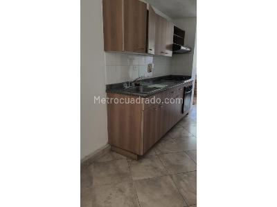 Apartamento de 3 alcobas en venta en Loma De Los Bernal, Medellín, 85 m² · foto 6 de 20