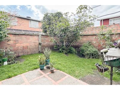 Casa en Venta, La Esmeralda, Bogotá D.C.