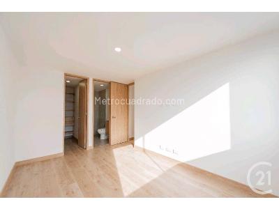 Apartamento de 3 alcobas en venta en La Cuenca, Envigado, 85 m² · foto 3 de 6