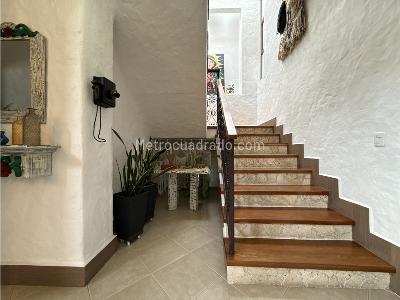 Casa de 5 alcobas en venta en El Escobero, Envigado, 630 m² · foto 19 de 20