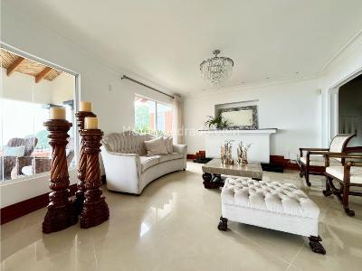 Casa de 4 alcobas en venta en Loma Del Escobero, Envigado · foto 6 de 20
