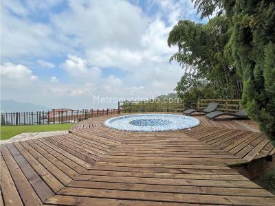Casa de 4 alcobas en venta en Loma Del Escobero, Envigado · foto 9 de 20