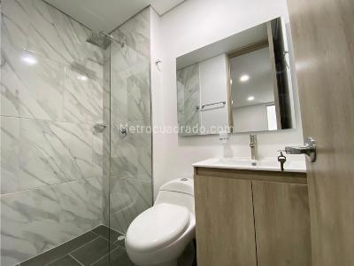 Apartamento de 3 alcobas en venta en La Doctora, Sabaneta, 70 m² · foto 2 de 20