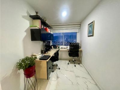 Apartamento en venta en Loma Del Chocho, Medellín · foto 10 de 12