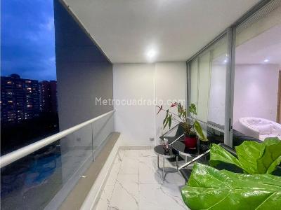 Apartamento en venta en Loma Del Chocho, Medellín · foto 3 de 12