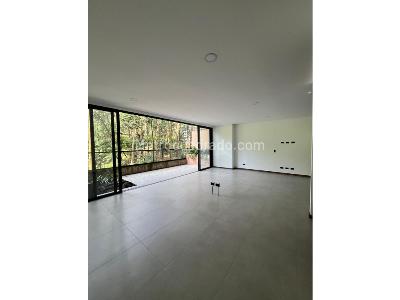Apartamento de 3 alcobas en venta en El Poblado, Medellín, 128 m² · foto 3 de 8