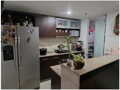 Apartamento en venta en Envigado, Medellín · foto 4 de 15