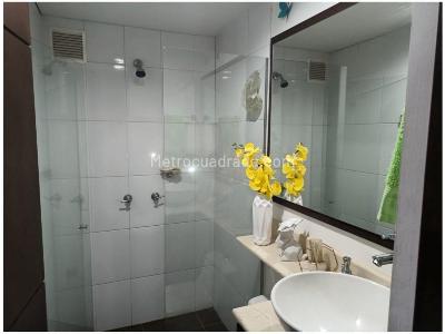 Apartamento en venta en Envigado, Medellín · foto 10 de 15