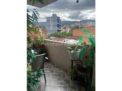 Apartamento de 3 alcobas en venta en Laureles, Medellín, 107 m² · foto 5 de 20