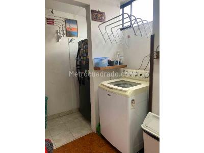 Apartamento de 3 alcobas en venta en Laureles, Medellín, 107 m² · foto 8 de 20