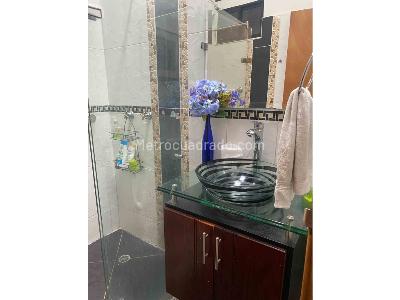 Apartamento de 3 alcobas en venta en Laureles, Medellín, 107 m² · foto 14 de 20