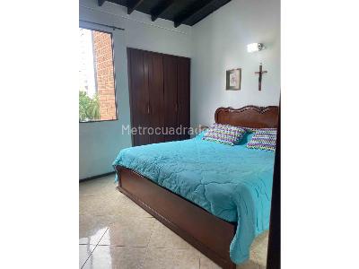 Apartamento de 3 alcobas en venta en Laureles, Medellín, 107 m² · foto 16 de 20