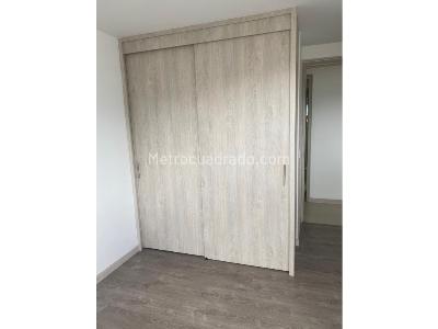 Apartamento de 3 alcobas en venta en Las Lomitas, Sabaneta, 71 m² · foto 8 de 11
