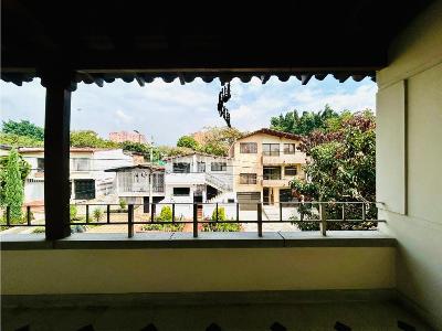 Casa de 5 alcobas en venta en Simon Bolivar, Medellín, 341 m² · foto 8 de 20