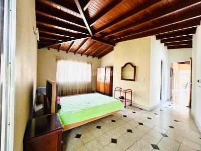 Casa de 5 alcobas en venta en Simon Bolivar, Medellín, 341 m² · foto 9 de 20
