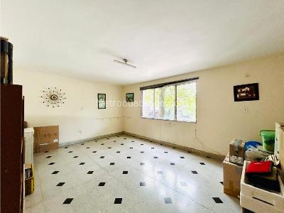 Casa de 5 alcobas en venta en Simon Bolivar, Medellín, 341 m² · foto 14 de 20
