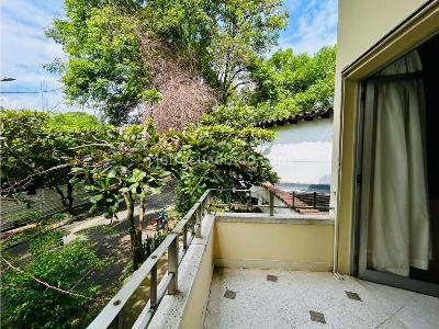 Casa de 5 alcobas en venta en Simon Bolivar, Medellín, 341 m² · foto 17 de 20