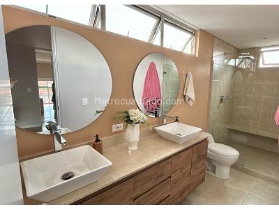 Apartamento de 3 alcobas en venta en Niña Maria, Envigado, 150 m² · foto 19 de 20