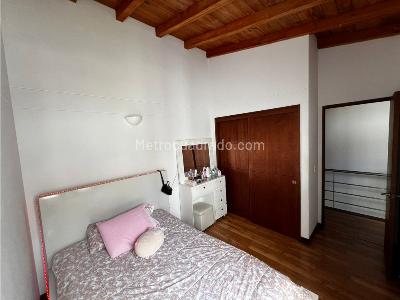 Casa de 3 alcobas en venta en El Esmeraldal, Envigado, 198 m² · foto 7 de 11