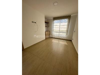 Apartamento de 2 alcobas en venta en Conquistadores, Medellín, 74 m² · foto 6 de 11