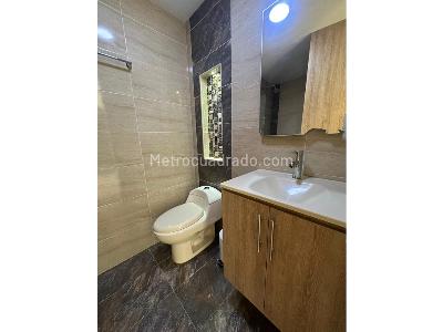 Apartamento de 2 alcobas en venta en Conquistadores, Medellín, 74 m² · foto 7 de 11
