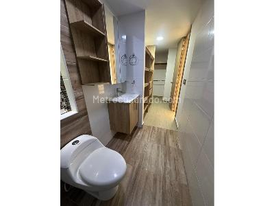 Apartamento de 2 alcobas en venta en Conquistadores, Medellín, 74 m² · foto 9 de 11