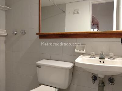 Apartamento en venta en El Poblado, Medellín · foto 9 de 19