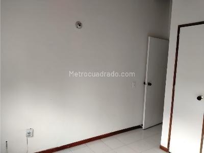 Apartamento en venta en El Poblado, Medellín · foto 10 de 19