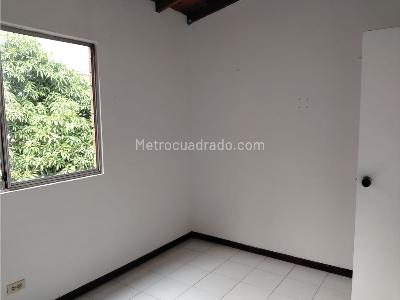 Apartamento en venta en El Poblado, Medellín · foto 14 de 19