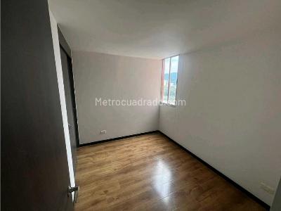 Apartamento de 3 alcobas en venta en Holanda, Sabaneta, 71 m² · foto 10 de 14