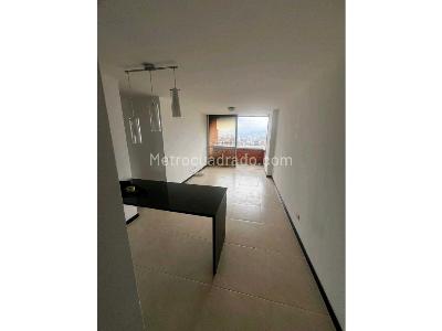Apartamento de 3 alcobas en venta en Holanda, Sabaneta, 71 m² · foto 12 de 14