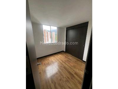 Apartamento de 3 alcobas en venta en Holanda, Sabaneta, 71 m² · foto 13 de 14