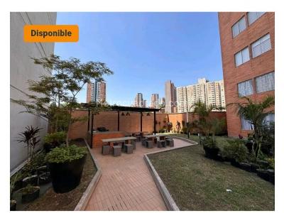 Apartamento de 3 alcobas en venta en Parque De Las Chimeneas, Itagüí, 69 m² · foto 10 de 11